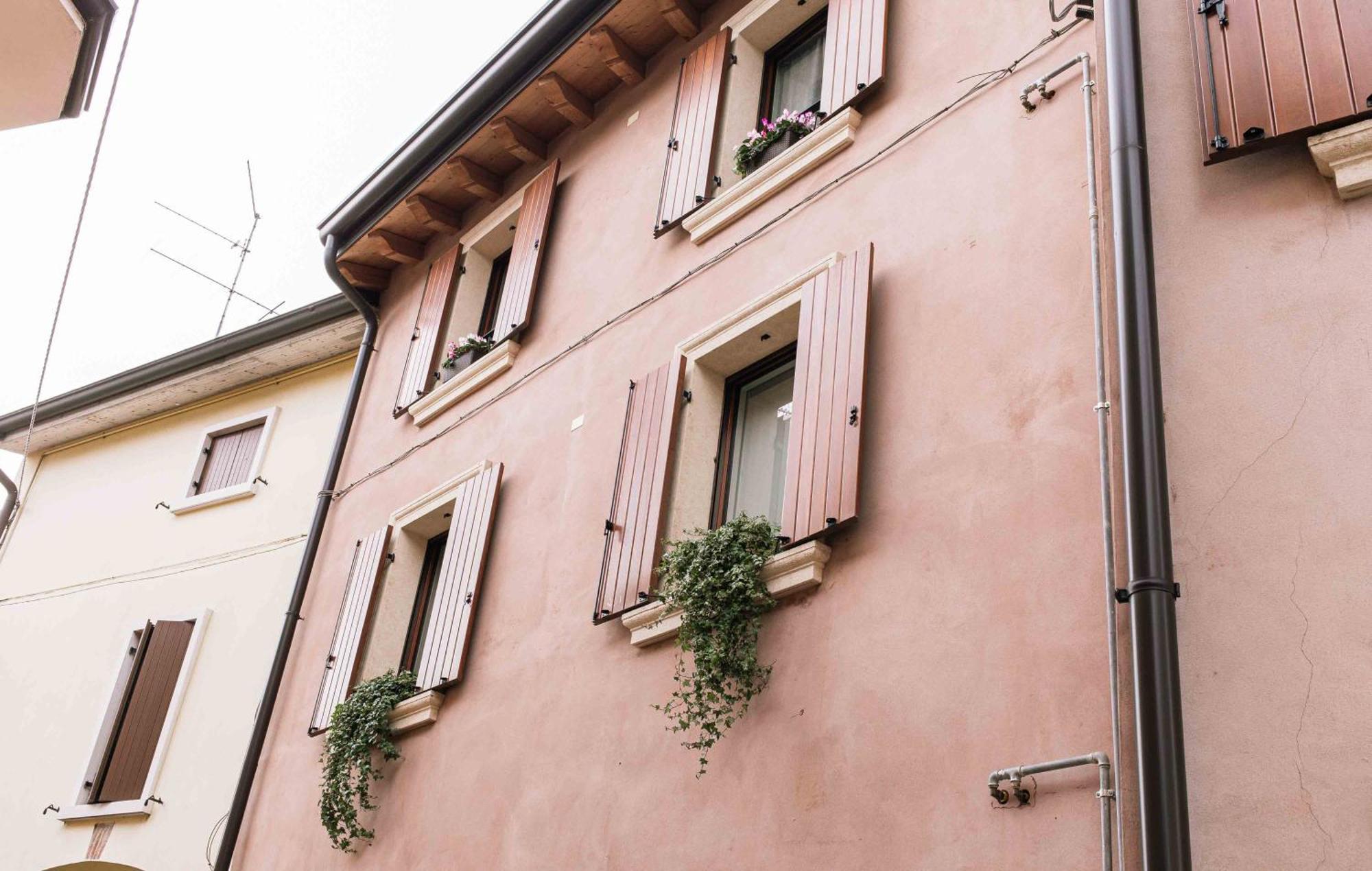 Gomes Comfort House Valeggio sul Mincio Exterior foto